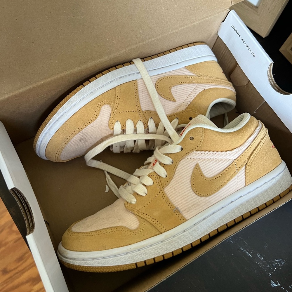 Women's air jordan